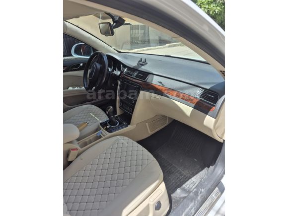 Sahibinden Skoda SuperB 1.6 TDI Elegance 2012 Model