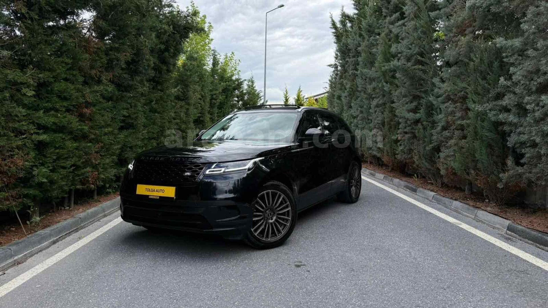 Galeriden Land Rover Range Velar 2.0 TD4 SE 2019 Model Kayseri 124.000 km Siyah 1