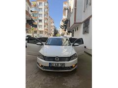 Sahibinden Volkswagen Passat 1.6 TDi BlueMotion Comfortline 2014 Model  276.000 km Beyaz
