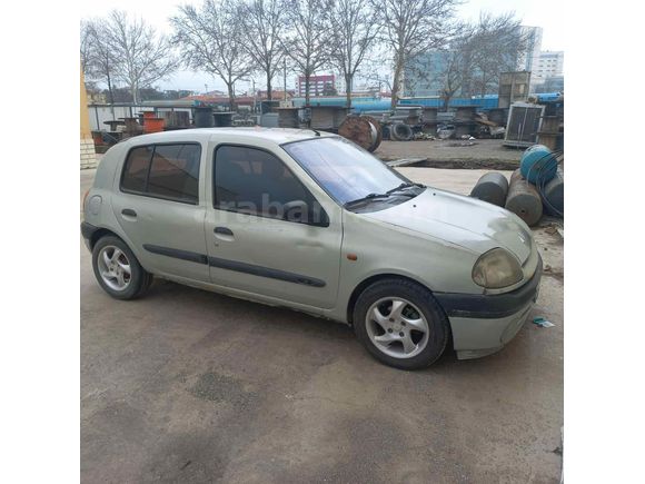 Sahibinden Renault Clio 1.6 RTE 2000  
 Model