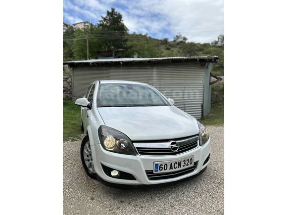 Sahibinden Opel Astra 1.6 Essentia Konfor / 2011 Model / Değişensiz / Hasar Kayıtsız 