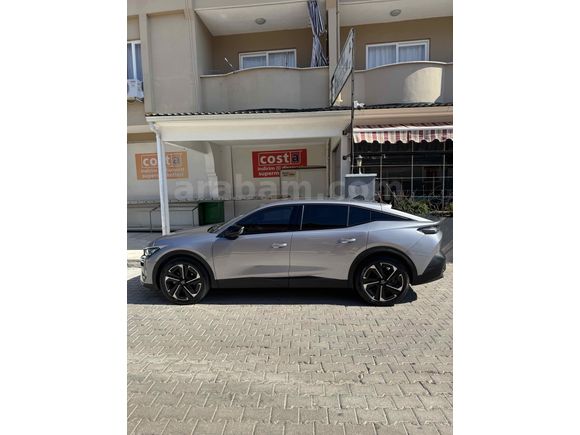 Sahibinden Peugeot 408 1.2 PureTech Allure 2023 Model 