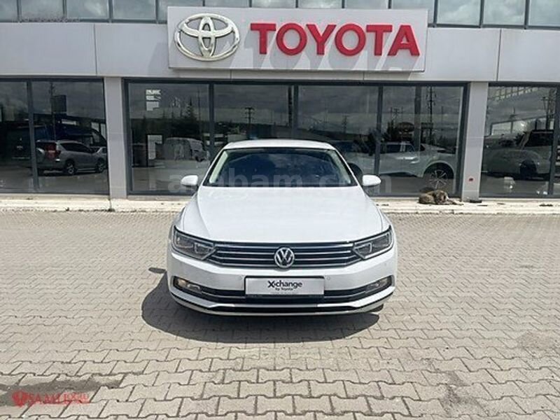 Galeriden Volkswagen Passat 1.4 TSi BlueMotion Comfortline 2018 Model Çorum 101.000 km Beyaz