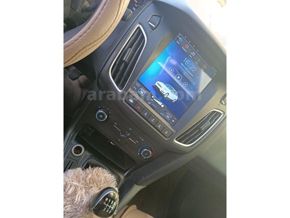 TEMİZ AİLE ARABASI FORD FOCUS TREND X
