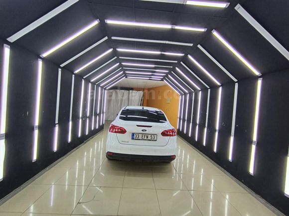 TEMİZ AİLE ARABASI FORD FOCUS TREND X