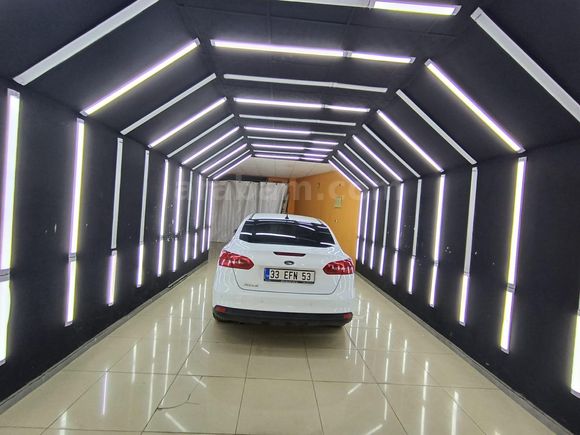 TEMİZ AİLE ARABASI FORD FOCUS TREND X