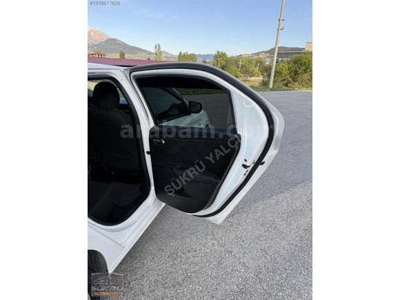 2017--105.000 km--değişensiz--beyaz