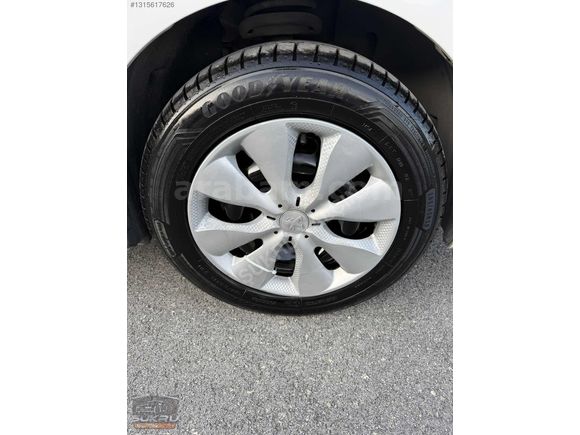 2017--105.000 km--değişensiz--beyaz