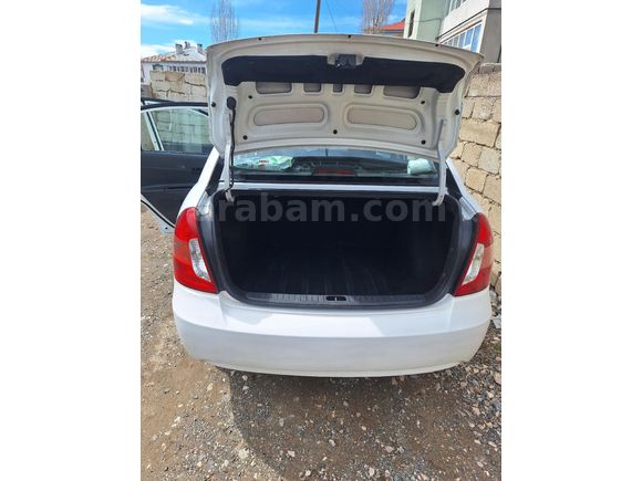 Sahibinden Hyundai Accent Era 1.5 CRDi Select 2010 Model