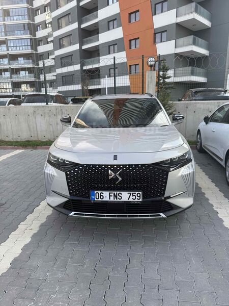 Sahibinden DS Automobiles DS7 Crossback 1.5 BlueHDI Etoile 2025 Model