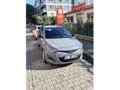 Sahibinden Temiz Düşük KM de İ20