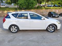 Sahibinden Kia Ceed 1.6 CRDi Motion SW 2012 Model  266.000 km Beyaz