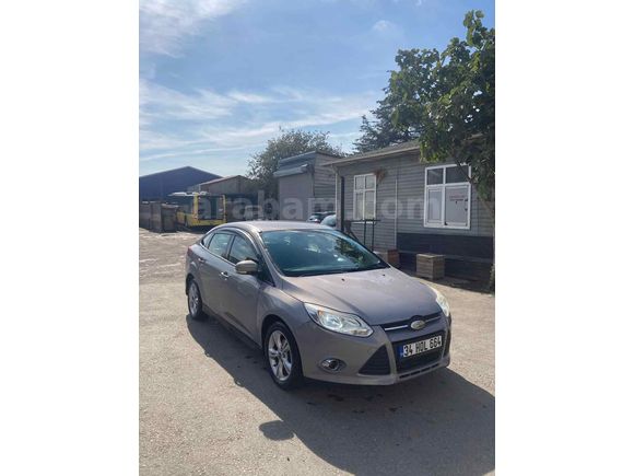 Sahibinden Ford Focus 1.6 TDCi Trend 2012 Model 
