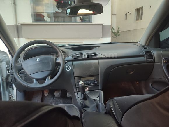 Sahibinden Renault Laguna 1.6 Privilege 2005 Model 