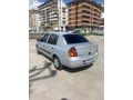 Sahibinden Renault Clio 1.4 RNA 2000 Model 