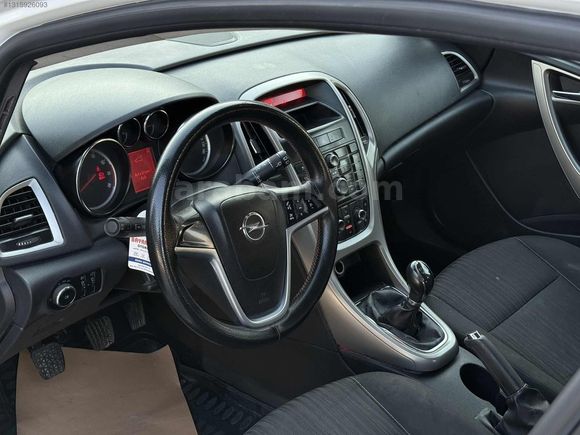 2012 MODEL OPEL ASTRA 1.6 EDİTİON BEYAZ