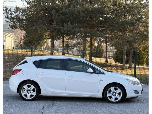 2012 MODEL OPEL ASTRA 1.6 EDİTİON BEYAZ