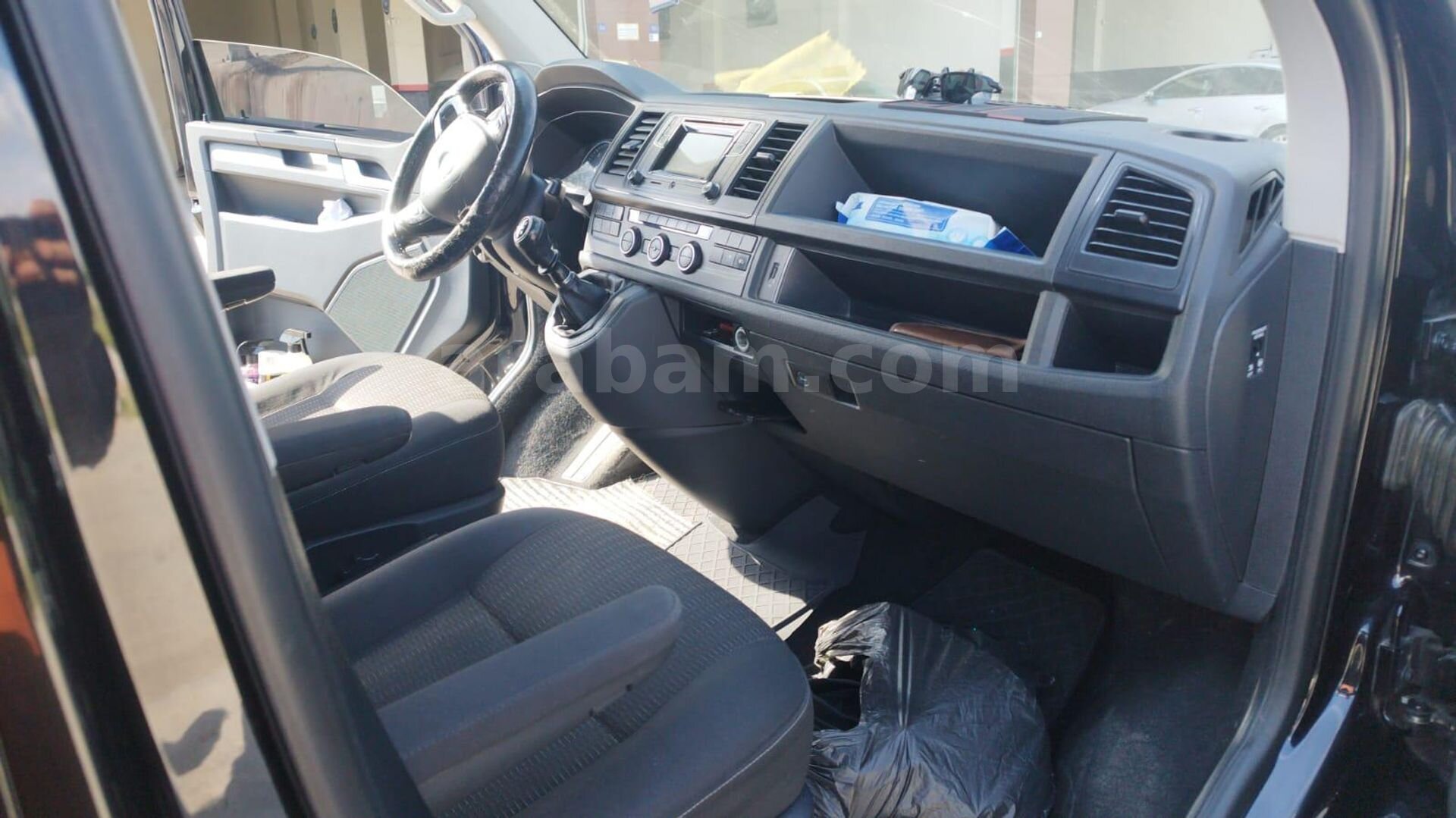 Sahibinden Volkswagen Caravelle 2.0 TDI Comfortline 2015 Model Gaziantep 242.450 km Siyah 7