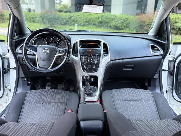 RAMZ MOTORS'dan TEMİZ BAKIMLI OPEL ASTRA BENZİN LPG'li