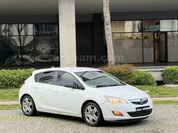 RAMZ MOTORS'dan TEMİZ BAKIMLI OPEL ASTRA BENZİN LPG'li