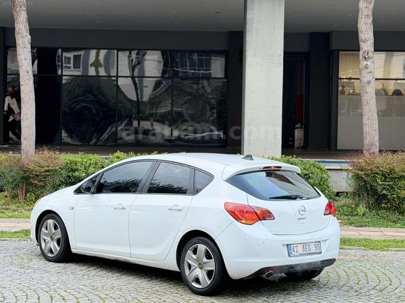 RAMZ MOTORS'dan TEMİZ BAKIMLI OPEL ASTRA BENZİN LPG'li