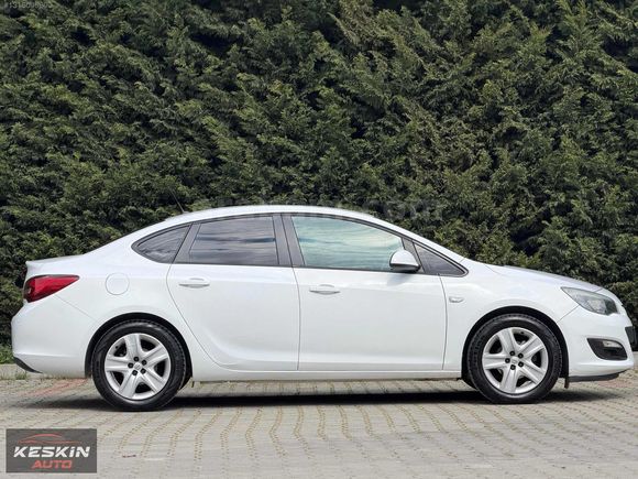KESKİN AUTO'DAN 2015 OPEL ASTRA 1.6 EDİTİON DEĞİŞENSİZ