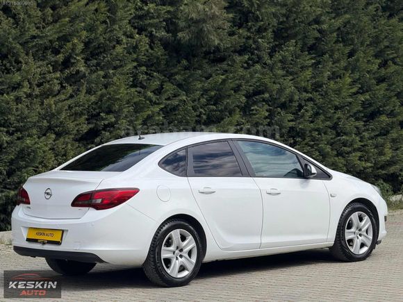 KESKİN AUTO'DAN 2015 OPEL ASTRA 1.6 EDİTİON DEĞİŞENSİZ
