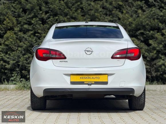 KESKİN AUTO'DAN 2015 OPEL ASTRA 1.6 EDİTİON DEĞİŞENSİZ