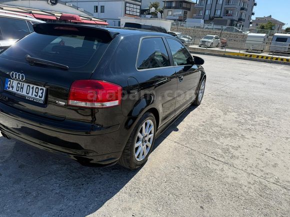 Sahibinden Audi A3 Sportback 1.6 FSI 2006 Model  302000 km Siyah