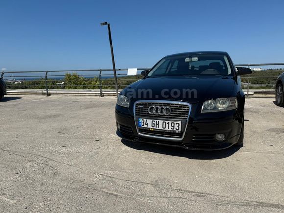 Sahibinden Audi A3 Sportback 1.6 FSI 2006 Model  302000 km Siyah