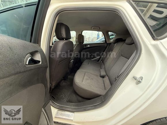 BNC GRUP AUTO OPEL ASTRA 1.6 EDİTİON 2013 MODEL