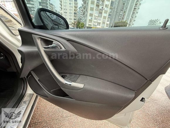 BNC GRUP AUTO OPEL ASTRA 1.6 EDİTİON 2013 MODEL