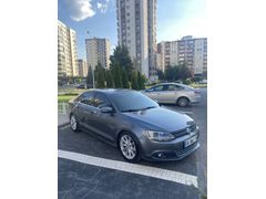 Sahibinden Volkswagen Jetta 1.2 TSi Comfortline 2011 Model  240.000 km Gri (titanyum)