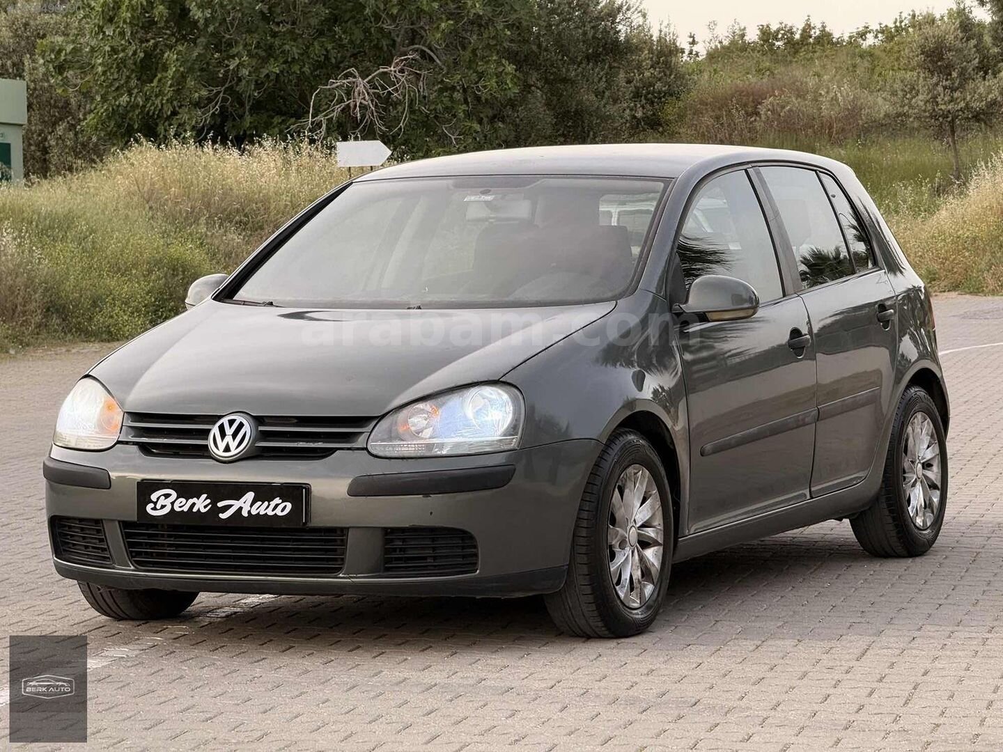 Galeriden Volkswagen Golf 1.6 Comfortline 2004 Model İzmir 256.000 km Yeşil 4