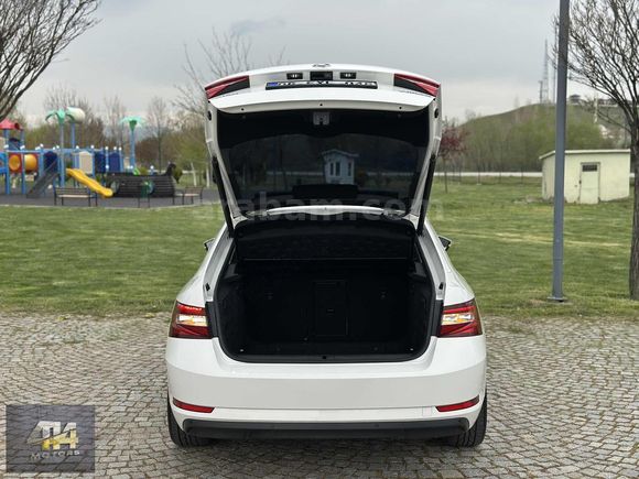 2016 SUPERB 1.6 TDI PRESTIGE CAM TAVAN-İÇ BEJ - FULL DONANIM