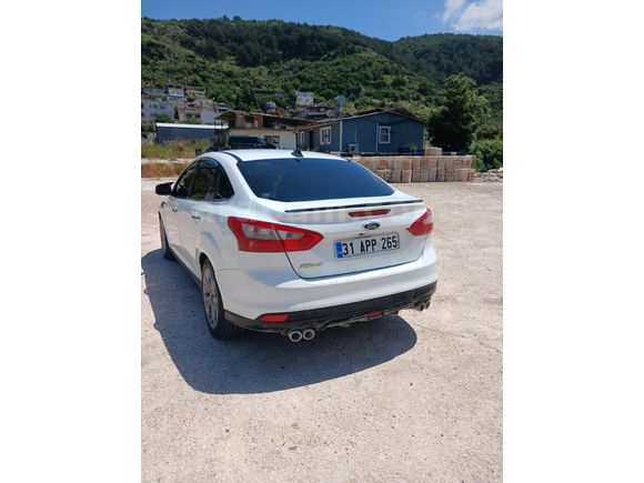 Galeriden Ford Focus 1.6 TDCi Trend 2013 Model Hatay