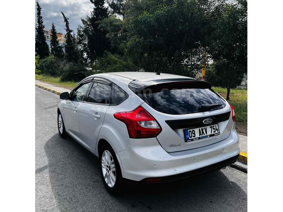 Otomatik Focus 1.6 Ti-VCT Style 2012 Model vize dört lastik yeni 