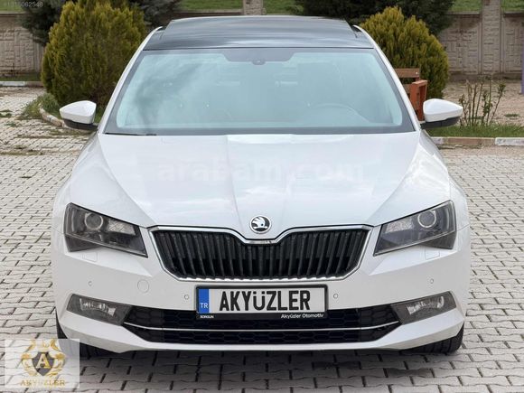 2016 Boyasız 229Km Skoda Süperb Cam Tavan+G.Ekran+İçi Siyah+Dsg