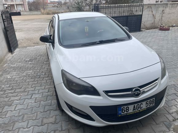 Sahibinden Opel Astra 1.6 Business 2015 Model  206.000 km Beyaz
