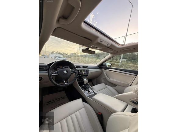 BERK AUTO'DAN-SATILIK-2018 MODEL-CAM TAVAN-SUPERB