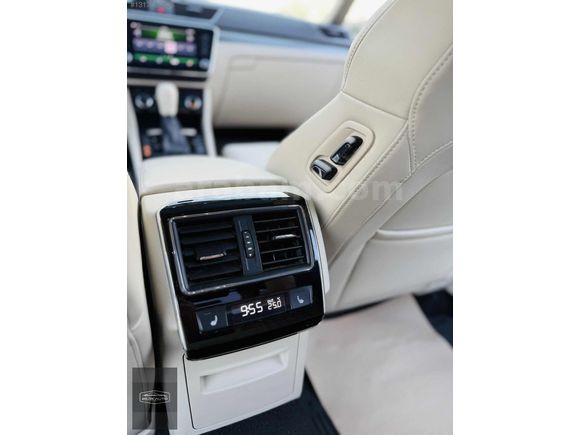 BERK AUTO'DAN-SATILIK-2018 MODEL-CAM TAVAN-SUPERB