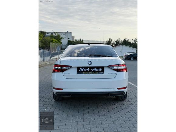 BERK AUTO'DAN-SATILIK-2018 MODEL-CAM TAVAN-SUPERB