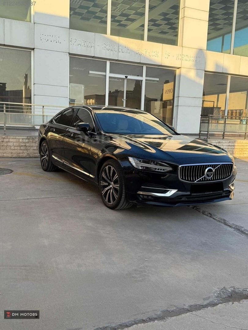 Galeriden Volvo S90 2.0 D D5 Inscription 2018 Model İzmir 207.000 km Siyah 2
