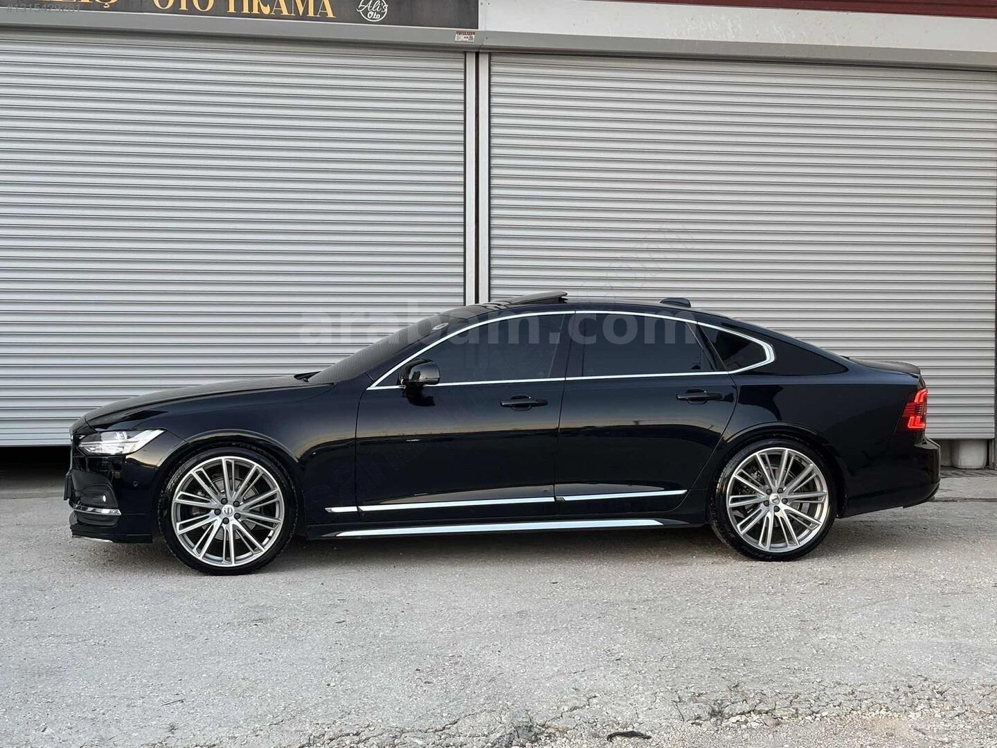 Galeriden Volvo S90 2.0 D B5 Inscription 2022 Model Hatay 125.000 km Siyah 3