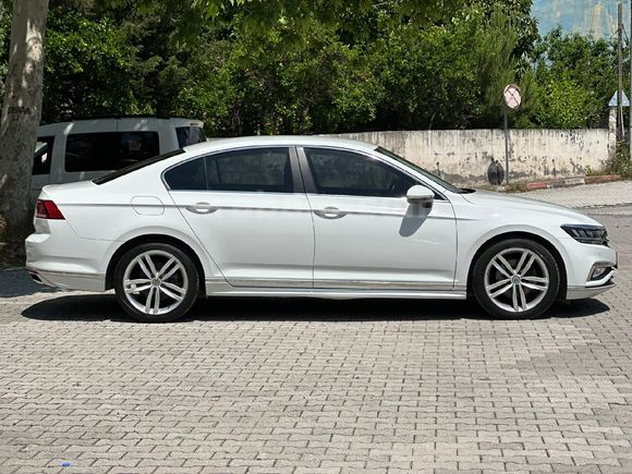 İLK SAHİBİNDEN EXTRALI EMSALSİZ KAPALI GARAJ ARACI
