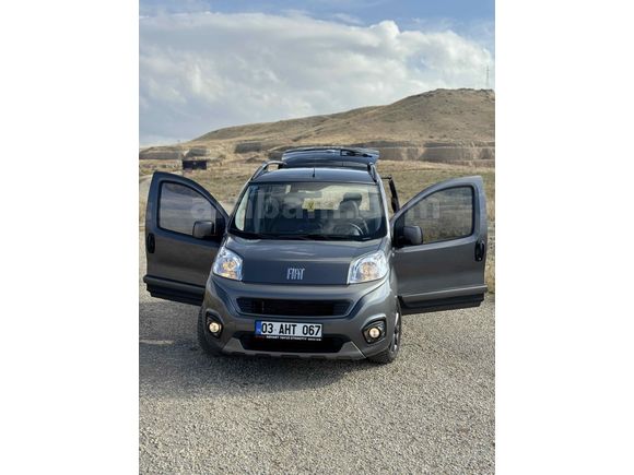 Sahibinden Fiat Fiorino Combi 1.3 Multijet Premio 2022 Model Afyonkarahisar 75.000 km Gri