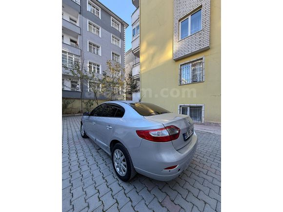 Acill!!!Sahibinden Tertemiz Fluence Aile Aracı