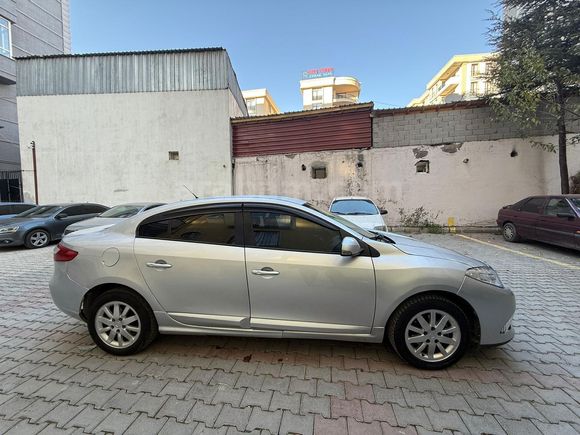 Acill!!!Sahibinden Tertemiz Fluence Aile Aracı