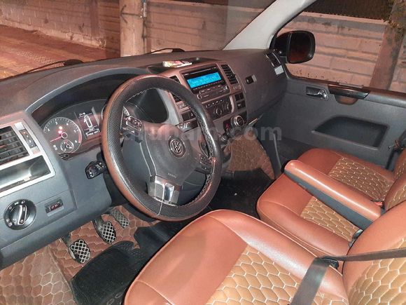 Sahibinden Volkswagen Caravelle 2.0 TDI Trendline 2012 Model  290.000 km Siyah