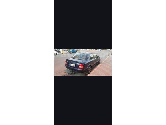 Sahibinden Mazda 323 1.5 2000 Model